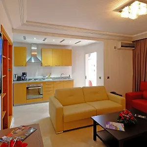 3* شقة فندقية Mouna